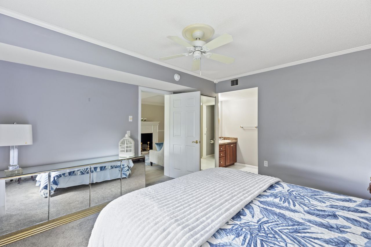 6073 Balboa Circle, Unit 303, Boca Raton, FL 33433 Photo