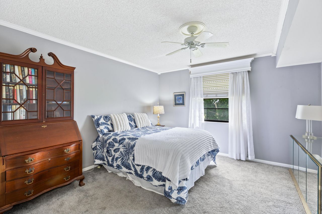 6073 Balboa Circle, Unit 303, Boca Raton, FL 33433 Photo