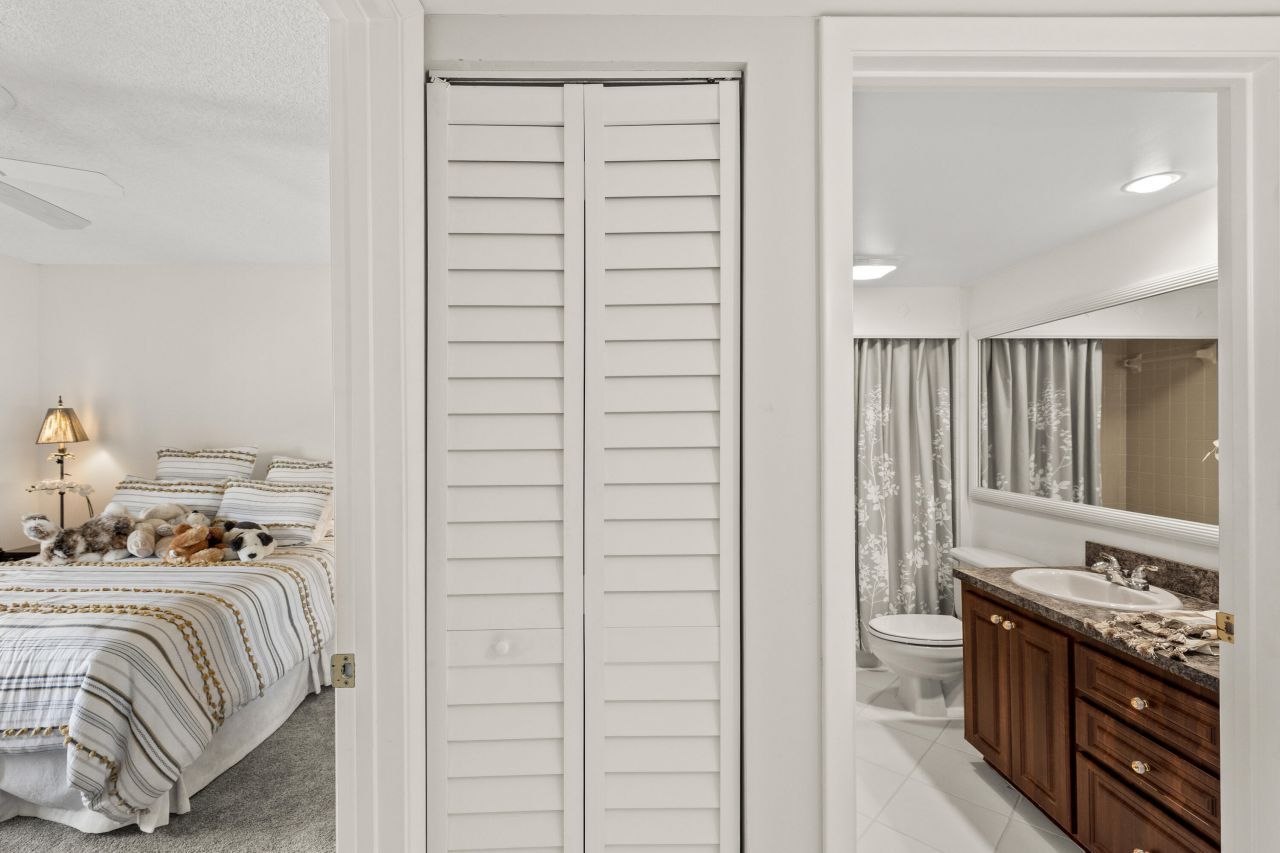 6073 Balboa Circle, Unit 303, Boca Raton, FL 33433 Photo