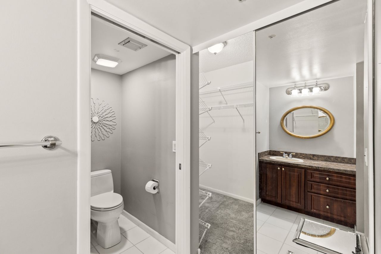 6073 Balboa Circle, Unit 303, Boca Raton, FL 33433 Photo