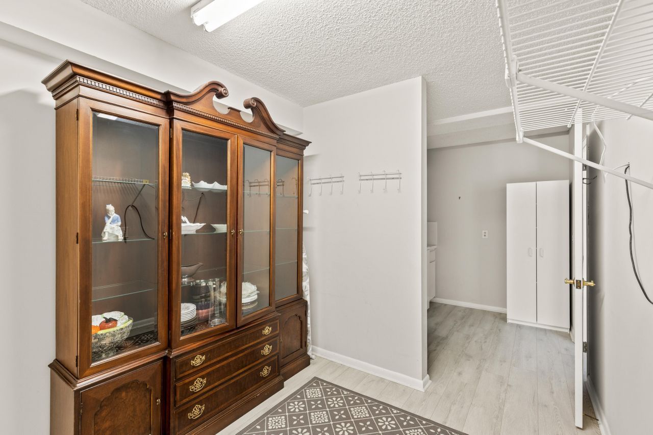 6073 Balboa Circle, Unit 303, Boca Raton, FL 33433 Photo