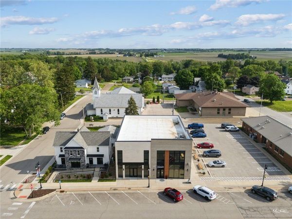 120 W Main Street, Unit 1&2, Solon, IA 52333