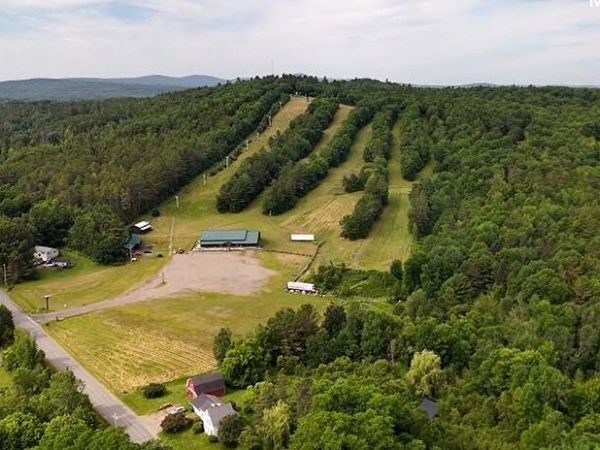 441 Newburgh Road, Hermon, ME 04401
