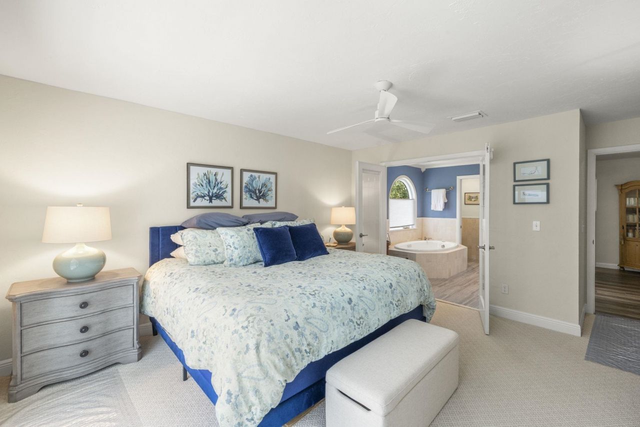 1062 S Yachtsman Dr, Sanibel, FL 33957 Photo