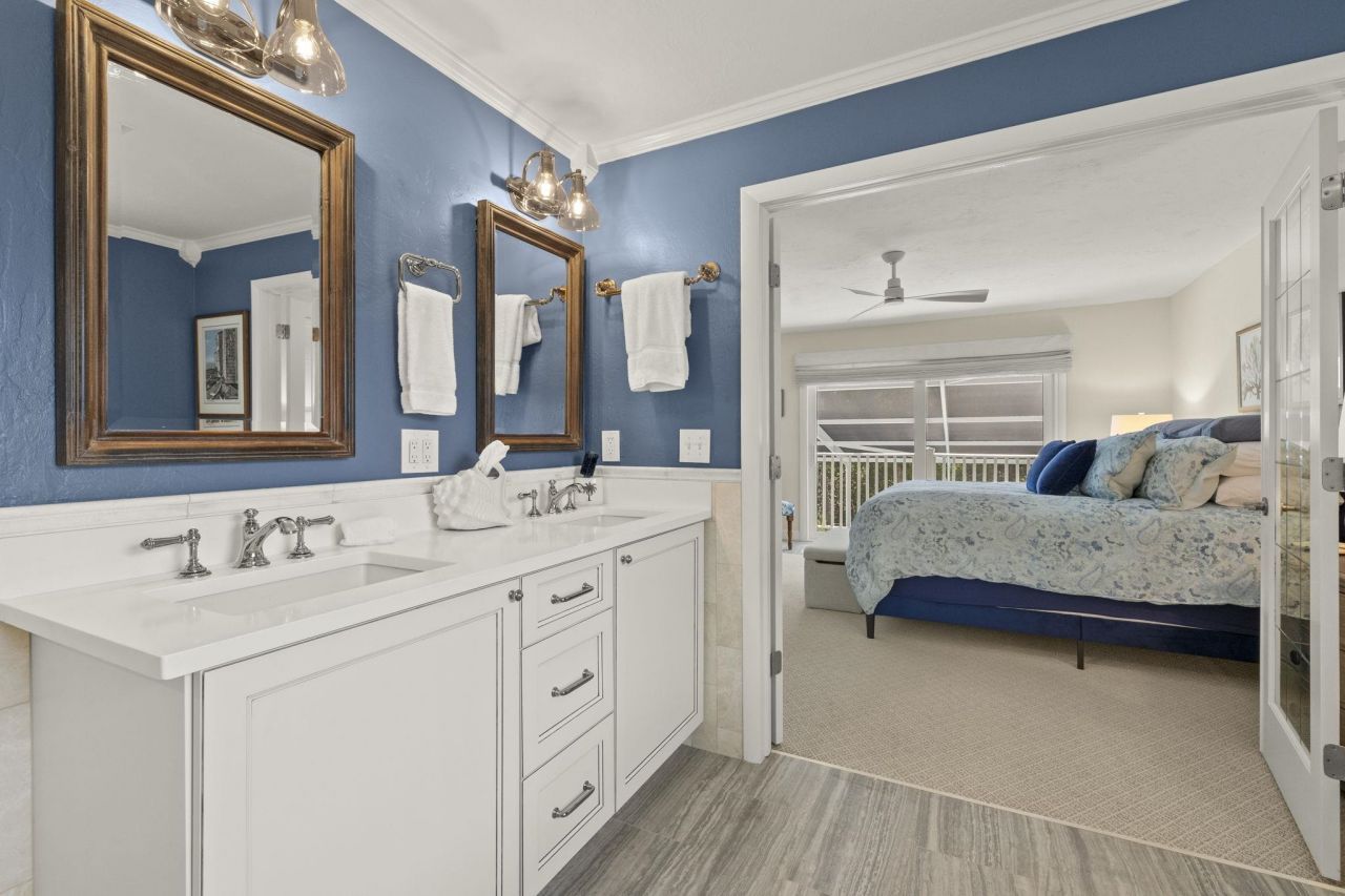 1062 S Yachtsman Dr, Sanibel, FL 33957 Photo