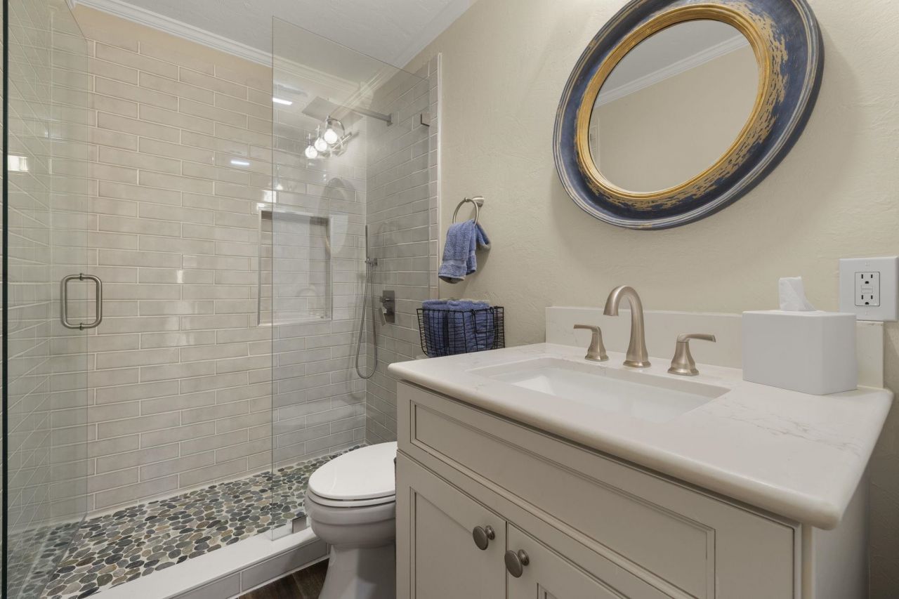 1062 S Yachtsman Dr, Sanibel, FL 33957 Photo