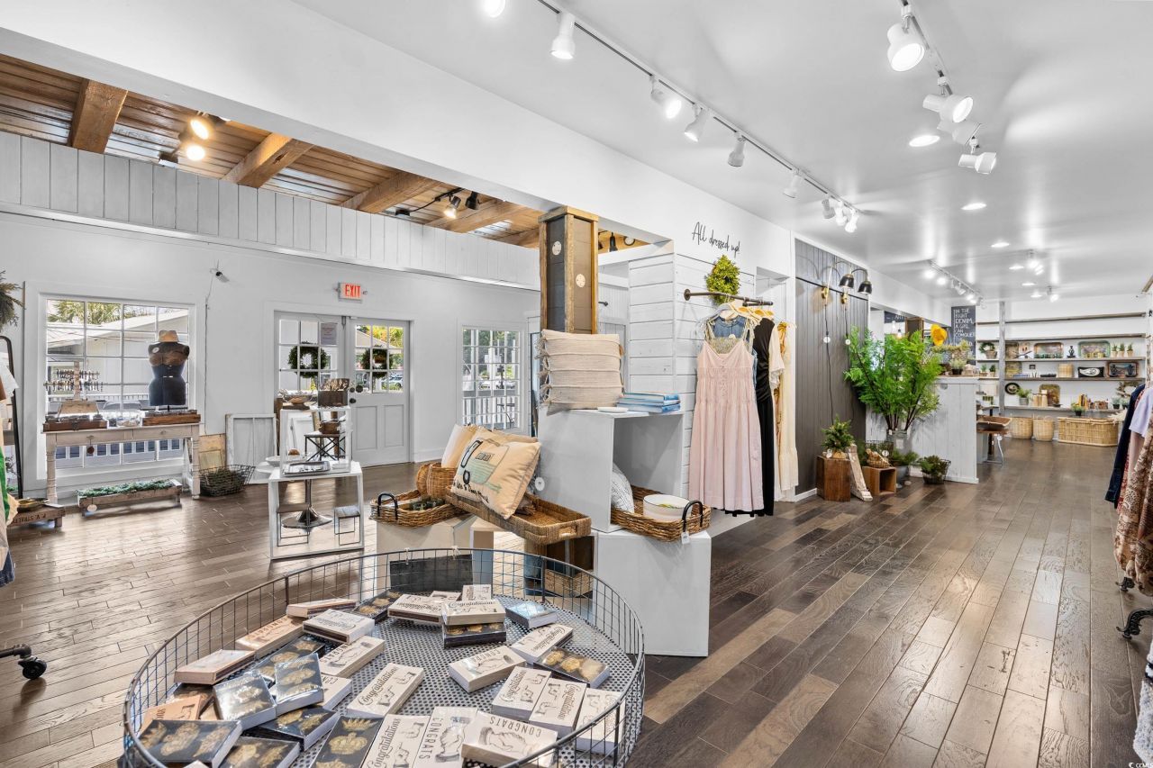 10659 Ocean Highway Photo 21