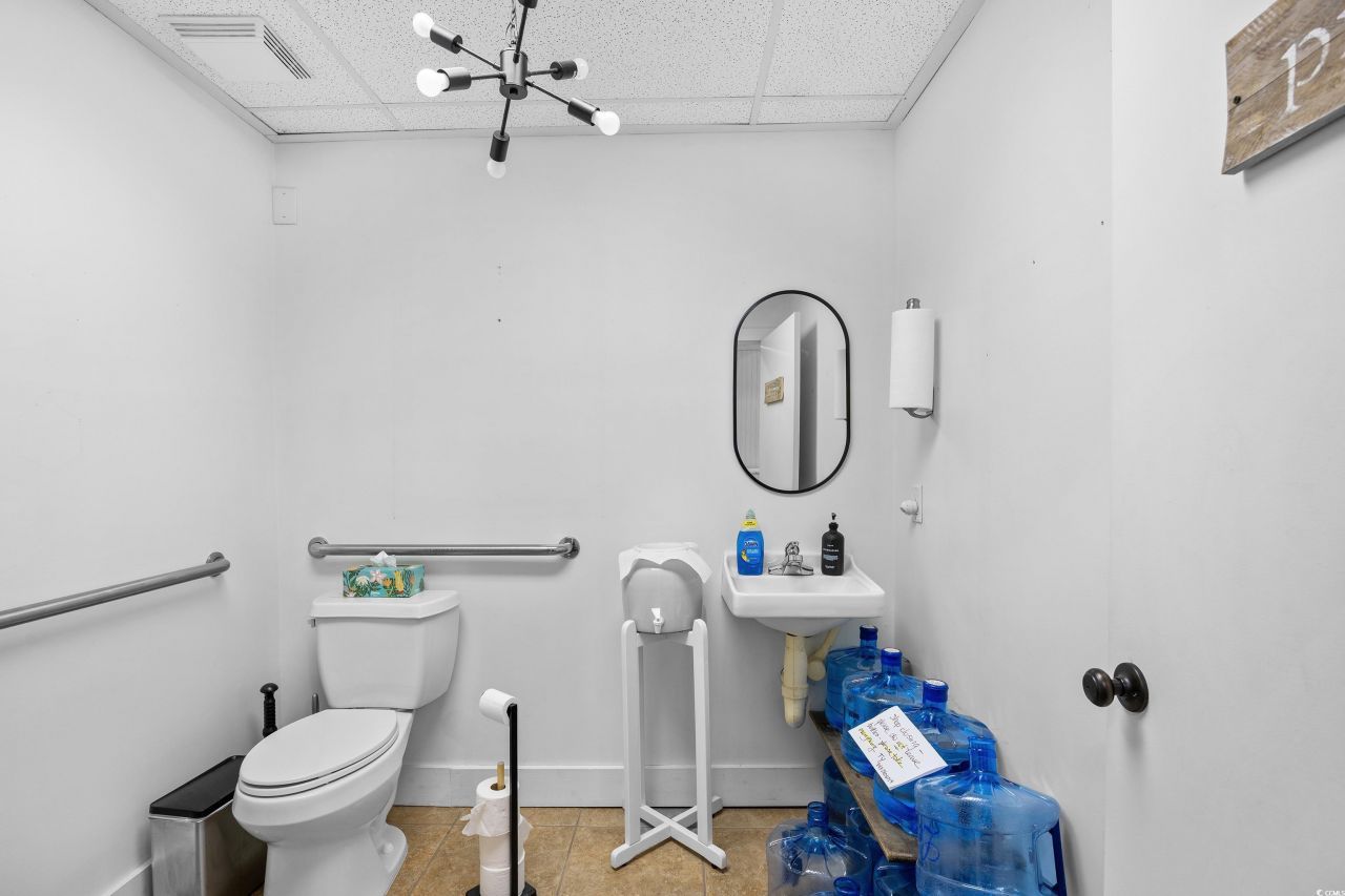 10659 Ocean Highway Photo 24