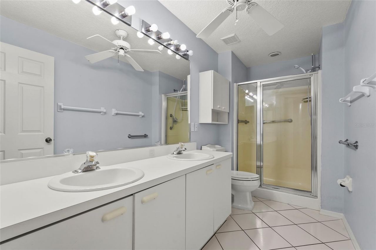2417 Fairway Oaks Drive, Unit 22, Palmetto, FL 34221 Photo