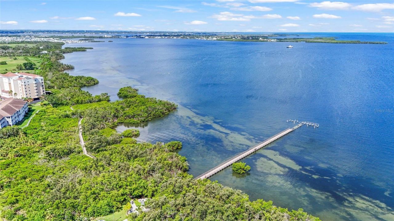 2417 Fairway Oaks Drive, Unit 22, Palmetto, FL 34221 Photo