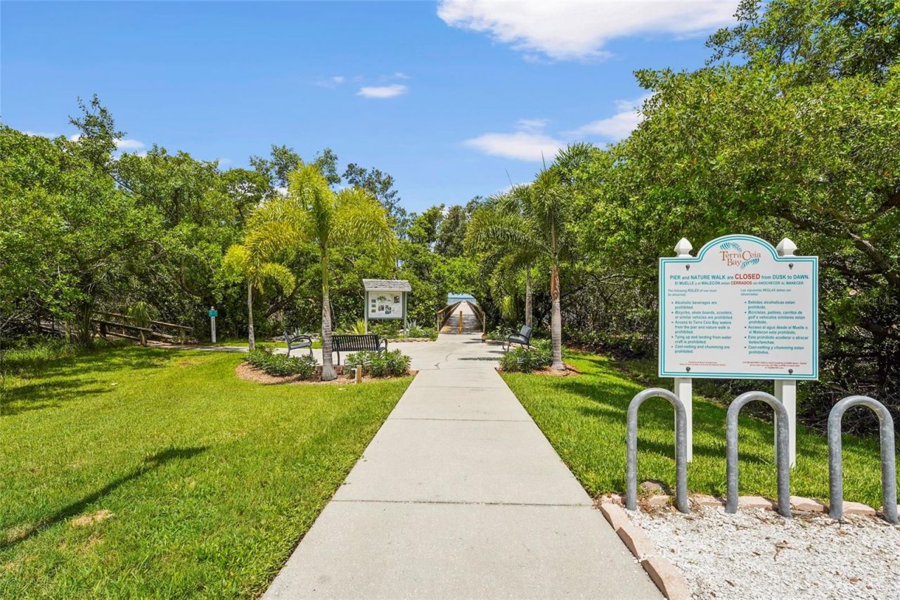 2417 Fairway Oaks Drive, Unit 22, Palmetto, FL 34221 Photo