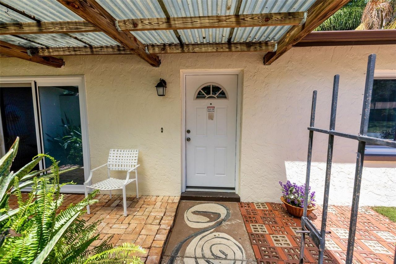 7128 Wrenwood Circle, Tampa, FL 33617 Photo