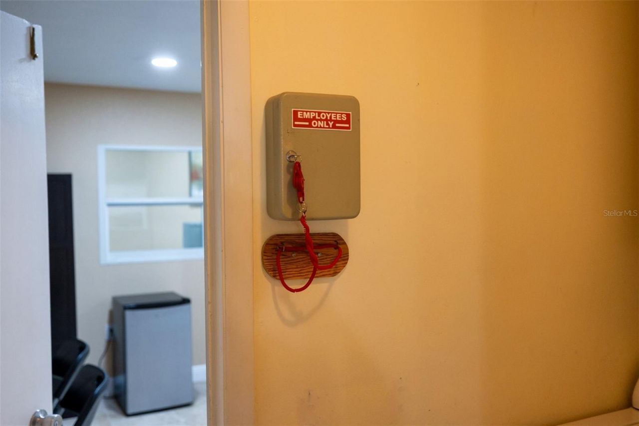 7128 Wrenwood Circle, Tampa, FL 33617 Photo