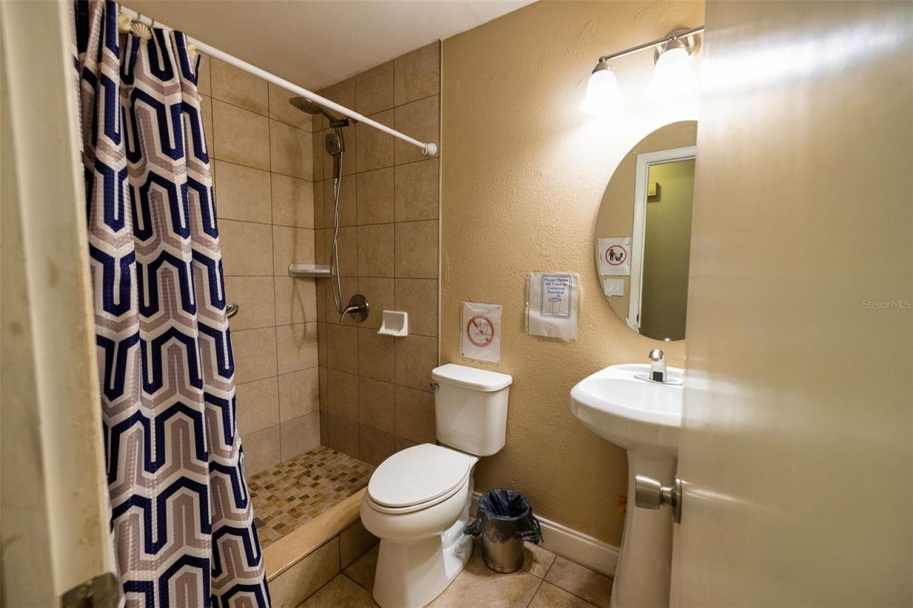 7128 Wrenwood Circle, Tampa, FL 33617 Photo