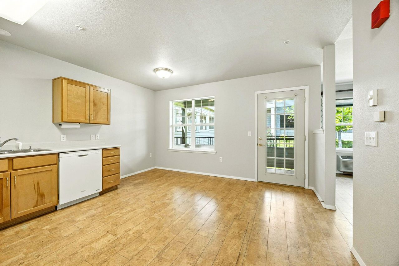 941 Mountain Meadows Circle, Ashland, OR 97520 Main Photo