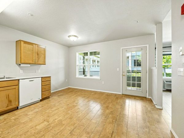 941 Mountain Meadows Circle, Ashland, OR 97520