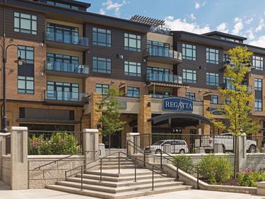 875 Lake Street N, Unit 318, Wayzata, MN 55391