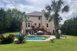127 Brooklet Drive photo 4
