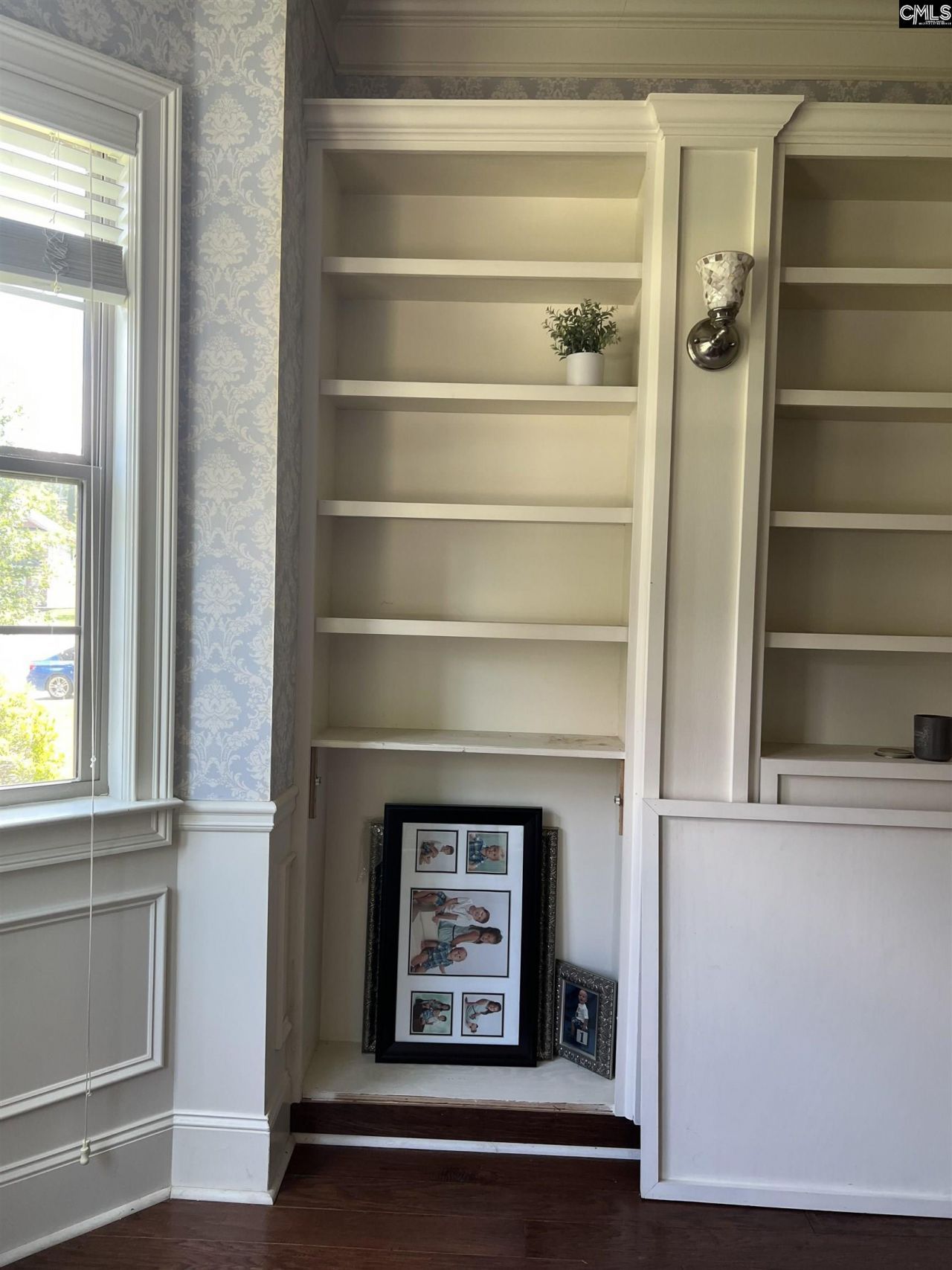 127 Brooklet Drive Photo 5