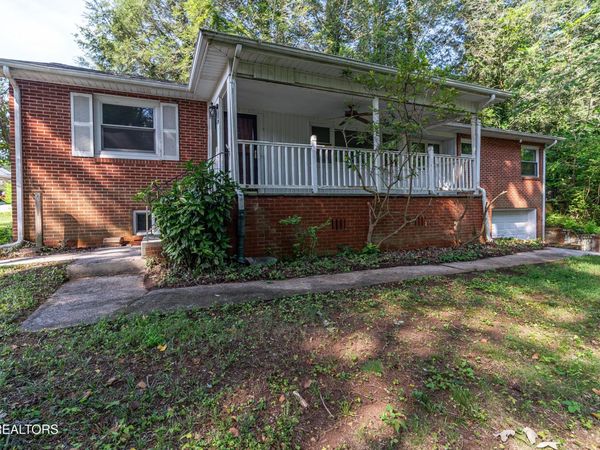 128 Orchard Lane, Oak Ridge, TN 37830