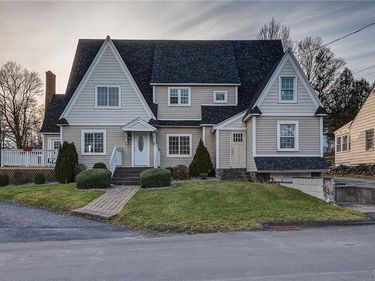 99 Yorkshire Boulevard, Syracuse, NY 13219