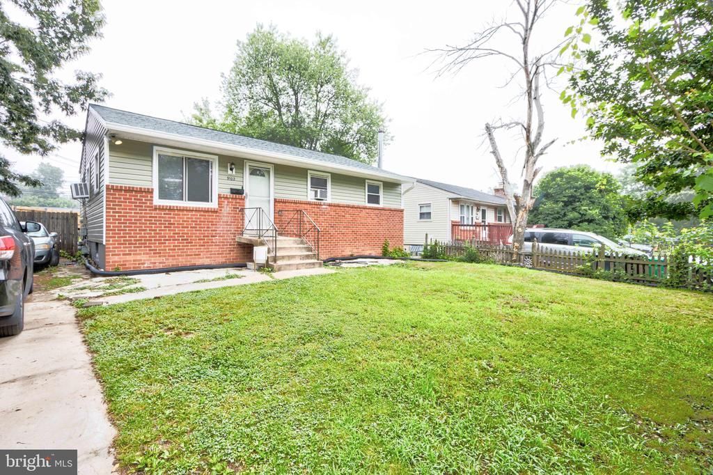 9102 4th Street, Lanham, MD 20706 Main Photo
