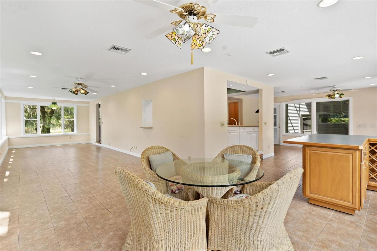 9223 Silver Lake Drive, Leesburg, FL 34788 Photo