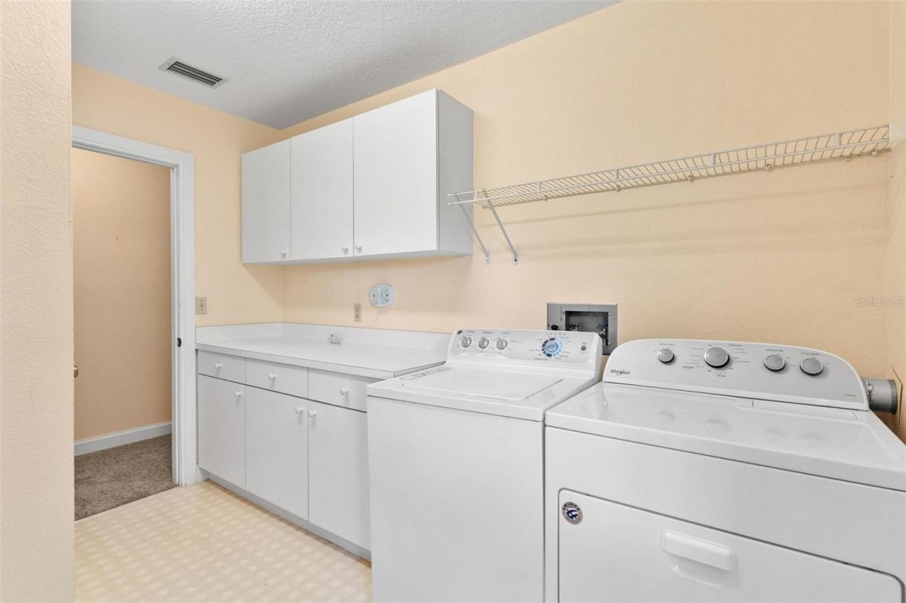 9223 Silver Lake Drive, Leesburg, FL 34788 Photo