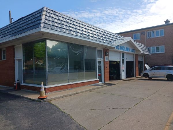 62 Chicago Avenue, Oak Park, IL 60302