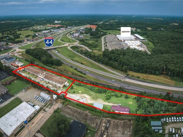 127 & 129 H-J Drive, Rolla, MO 65401