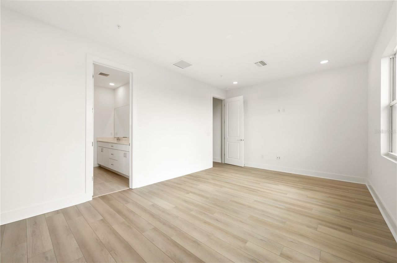 9990 Key Haven Road, Seminole, FL 33777 Photo