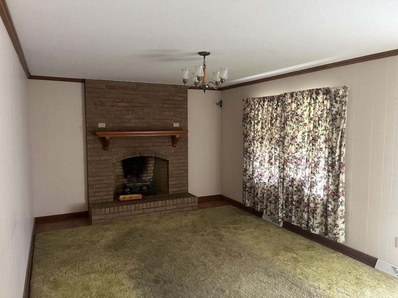 379 Chestnut Road Photo 9