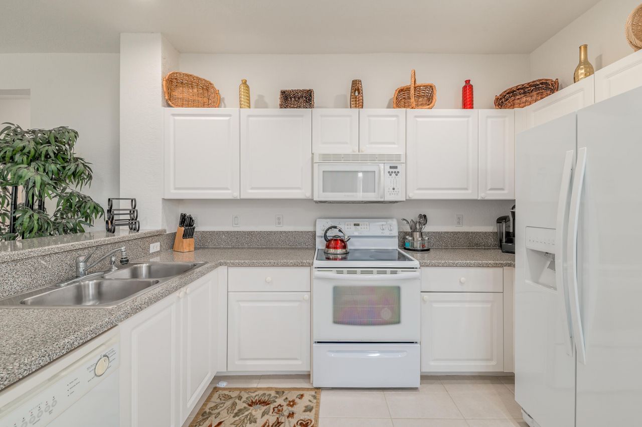 1573 SE Prestwick Lane, Unit 3, Port Saint Lucie, FL 34952 Photo