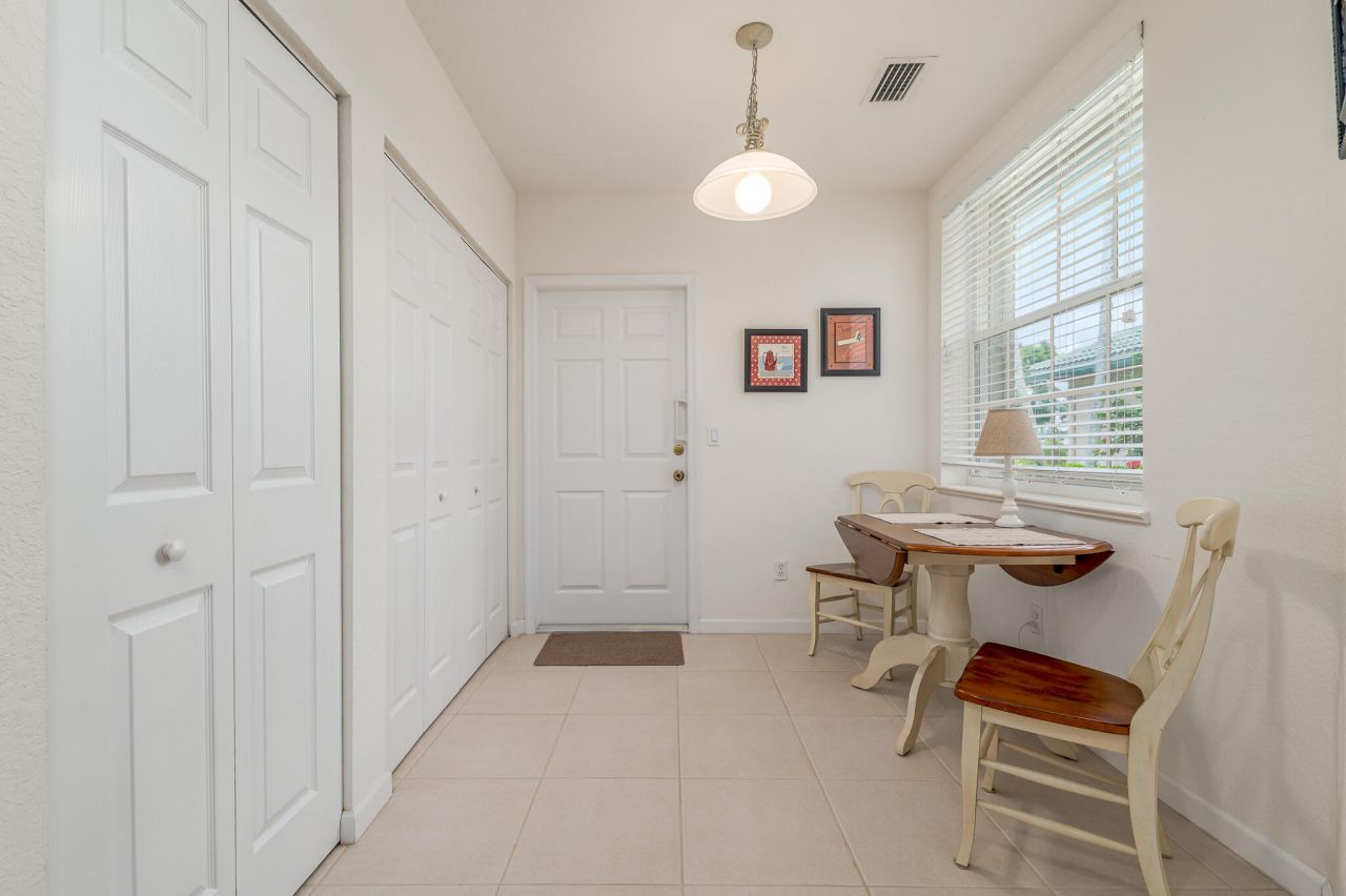 1573 SE Prestwick Lane, Unit 3, Port Saint Lucie, FL 34952 Photo