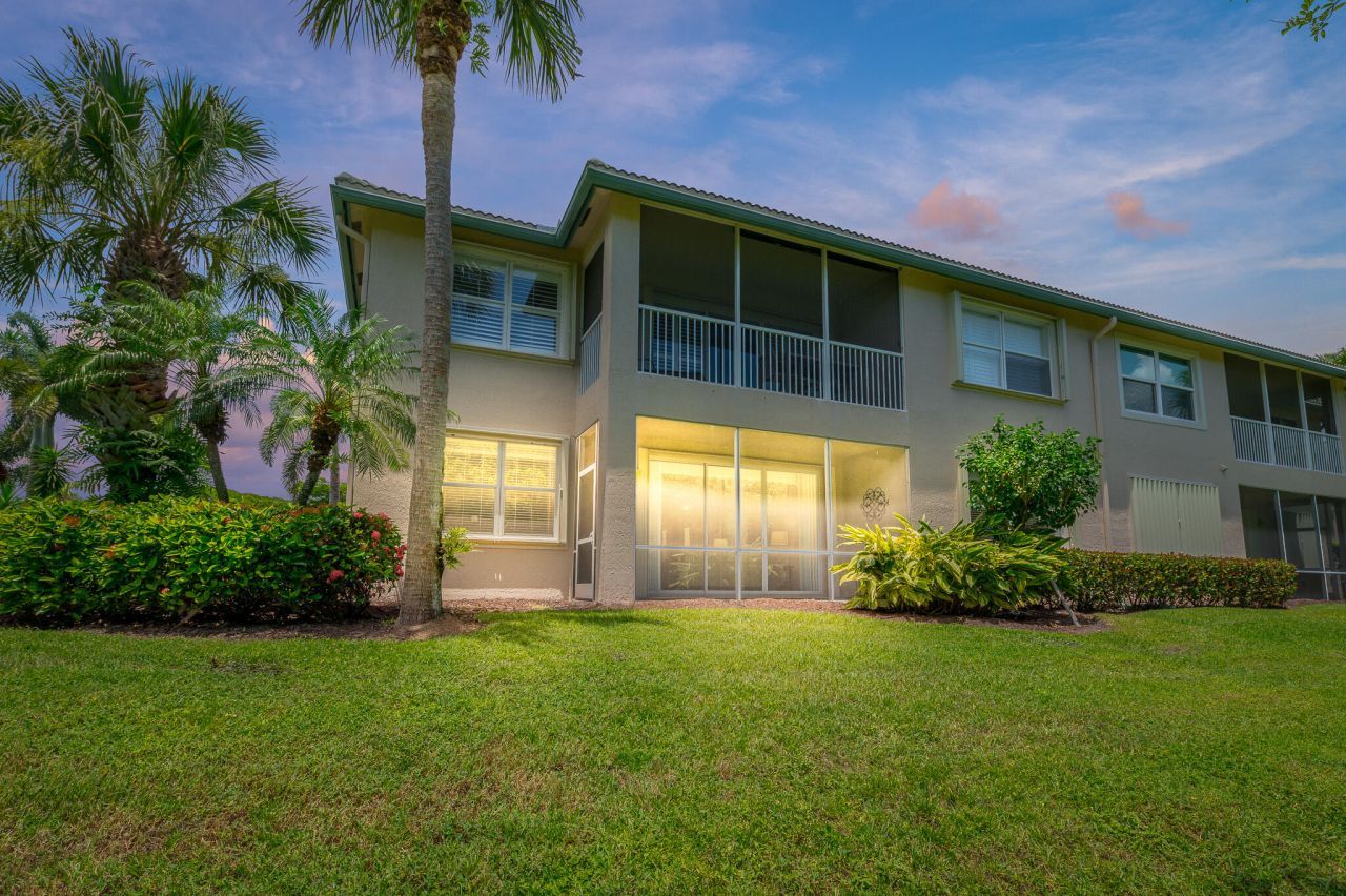 1573 SE Prestwick Lane, Unit 3, Port Saint Lucie, FL 34952 Photo