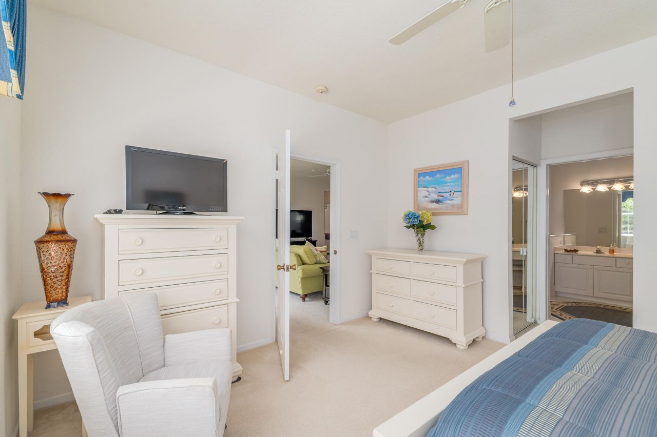 1573 SE Prestwick Lane, Unit 3, Port Saint Lucie, FL 34952 Photo