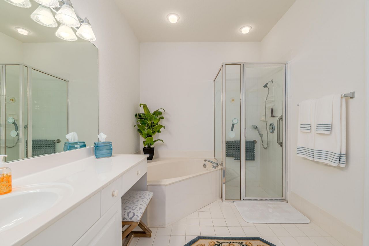 1573 SE Prestwick Lane, Unit 3, Port Saint Lucie, FL 34952 Photo