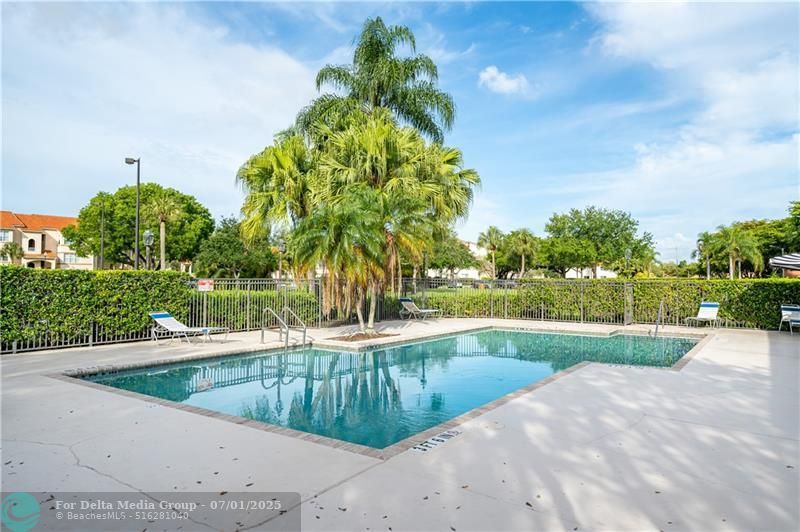 3350 Pinewalk Drive, Unit 1424, Pompano Beach, FL 33063 Photo