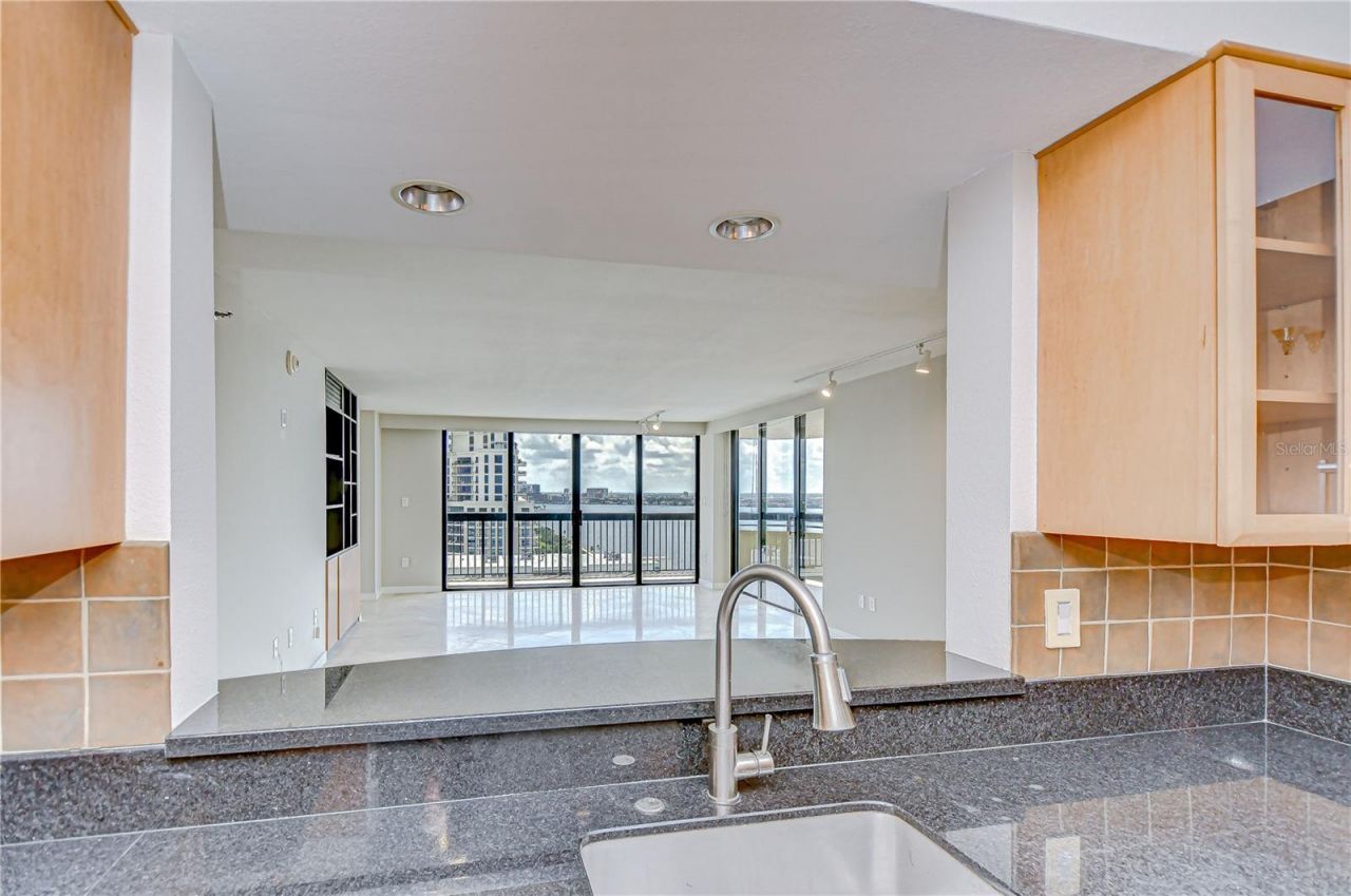 2413 Bayshore Boulevard, Unit 1903, Tampa, FL 33629 Photo
