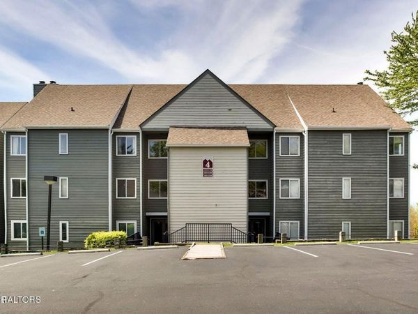 1260 Ski View Drive, Gatlinburg, TN 37738