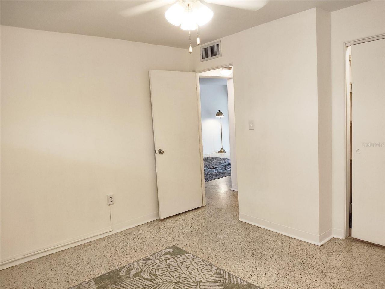 2155 Wood Street, Unit A26, Sarasota, FL 34237 Photo