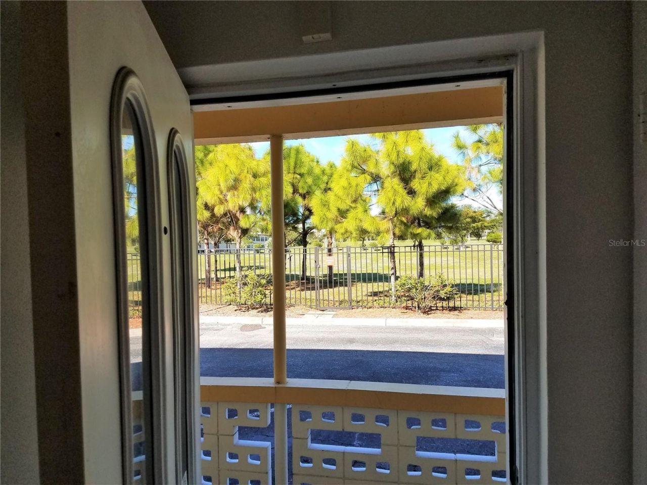 2155 Wood Street, Unit A26, Sarasota, FL 34237 Photo