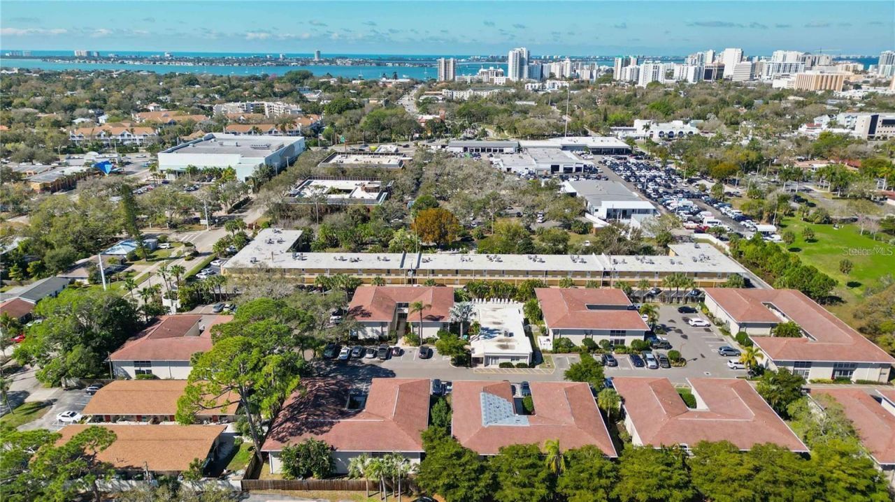 2155 Wood Street, Unit A26, Sarasota, FL 34237 Photo