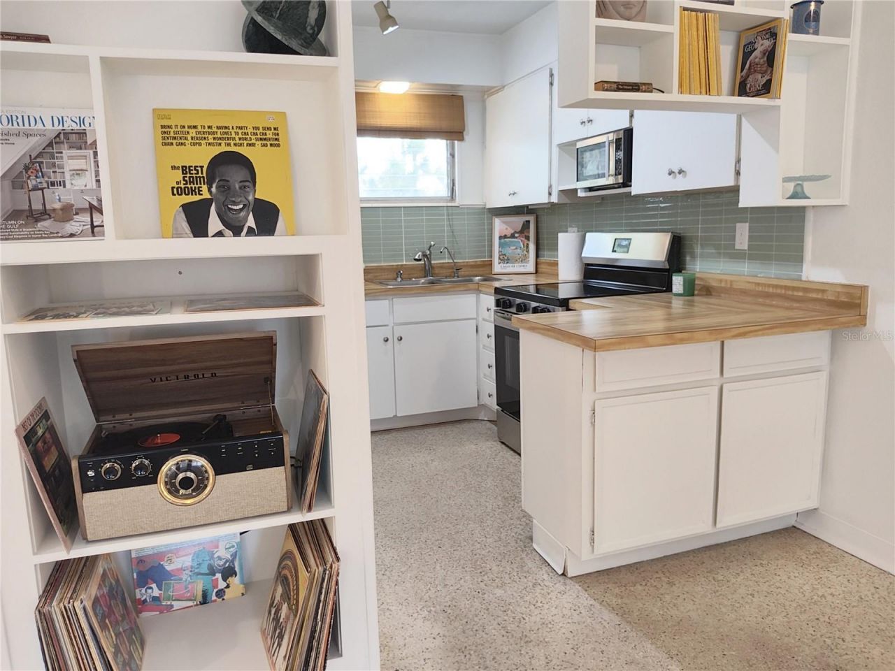 2155 Wood Street, Unit A26, Sarasota, FL 34237 Photo