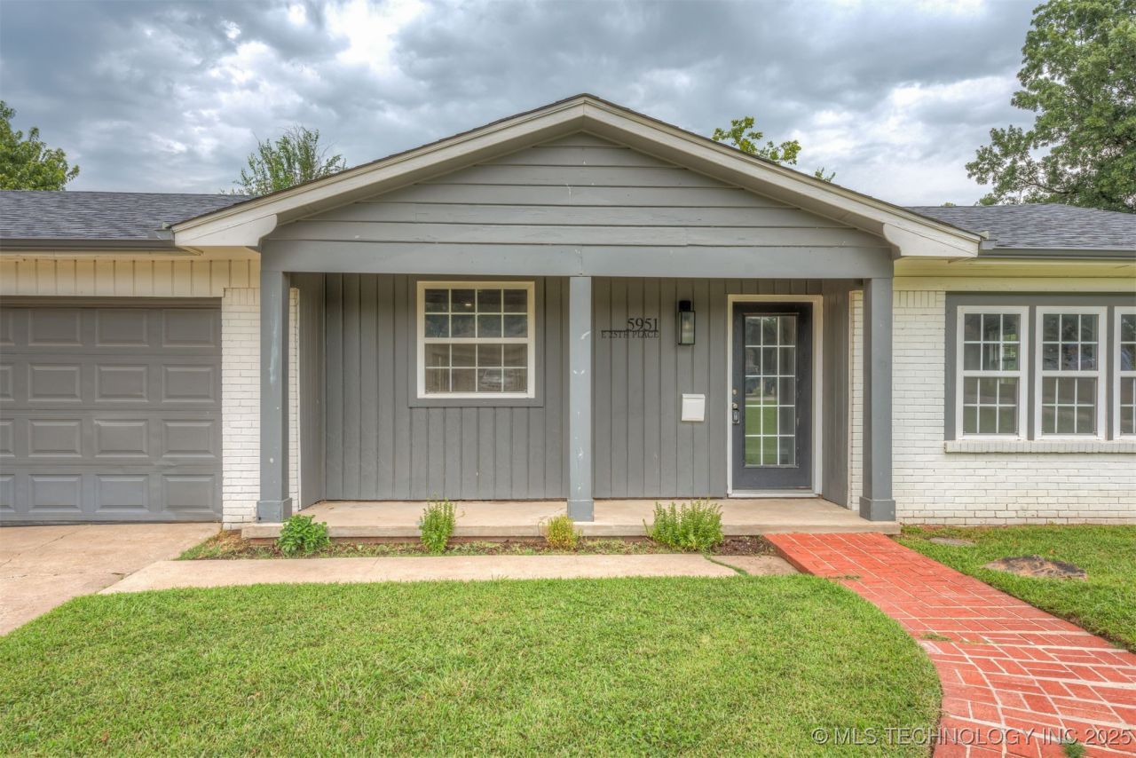 5951 E 25th Place S, Tulsa, OK 74114 Main Photo