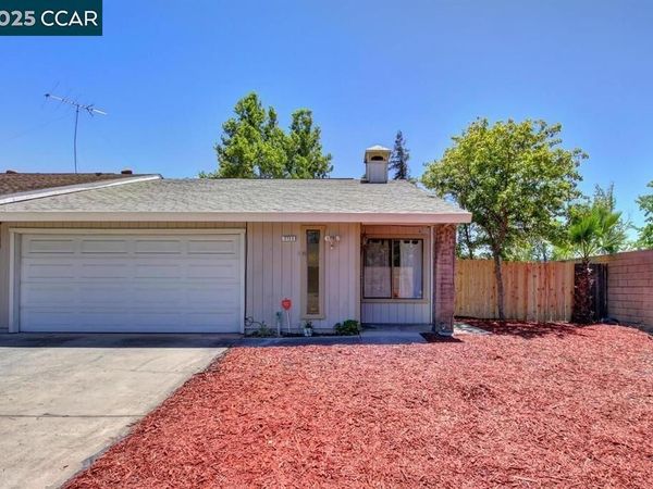 7711 Lakewood Park Dr., Sacramento, CA 95828