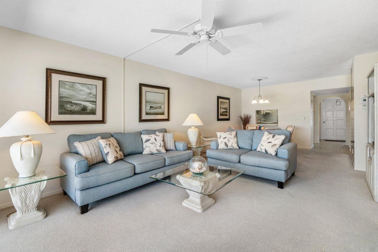 29 Yacht Club Drive, Unit 404, North Palm Beach, FL 33408 Photo