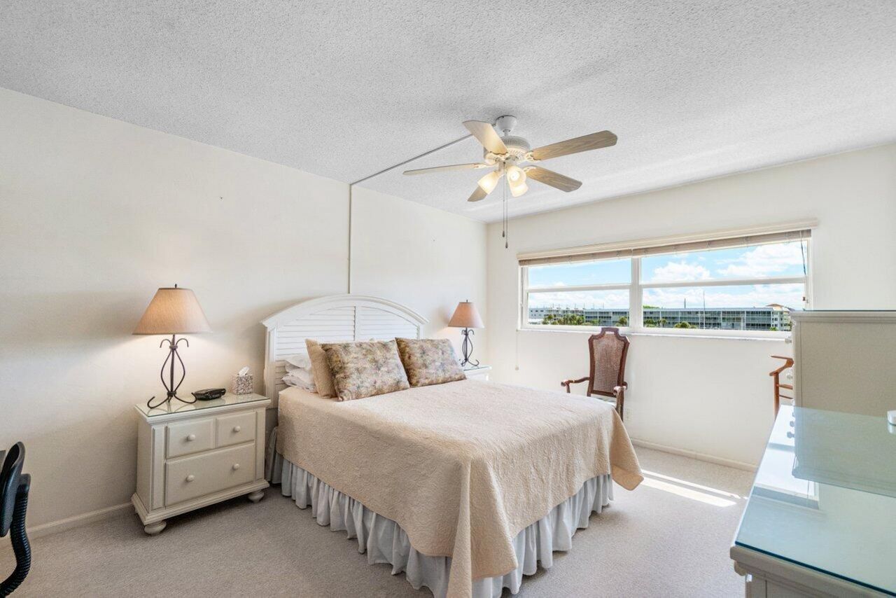 29 Yacht Club Drive, Unit 404, North Palm Beach, FL 33408 Photo