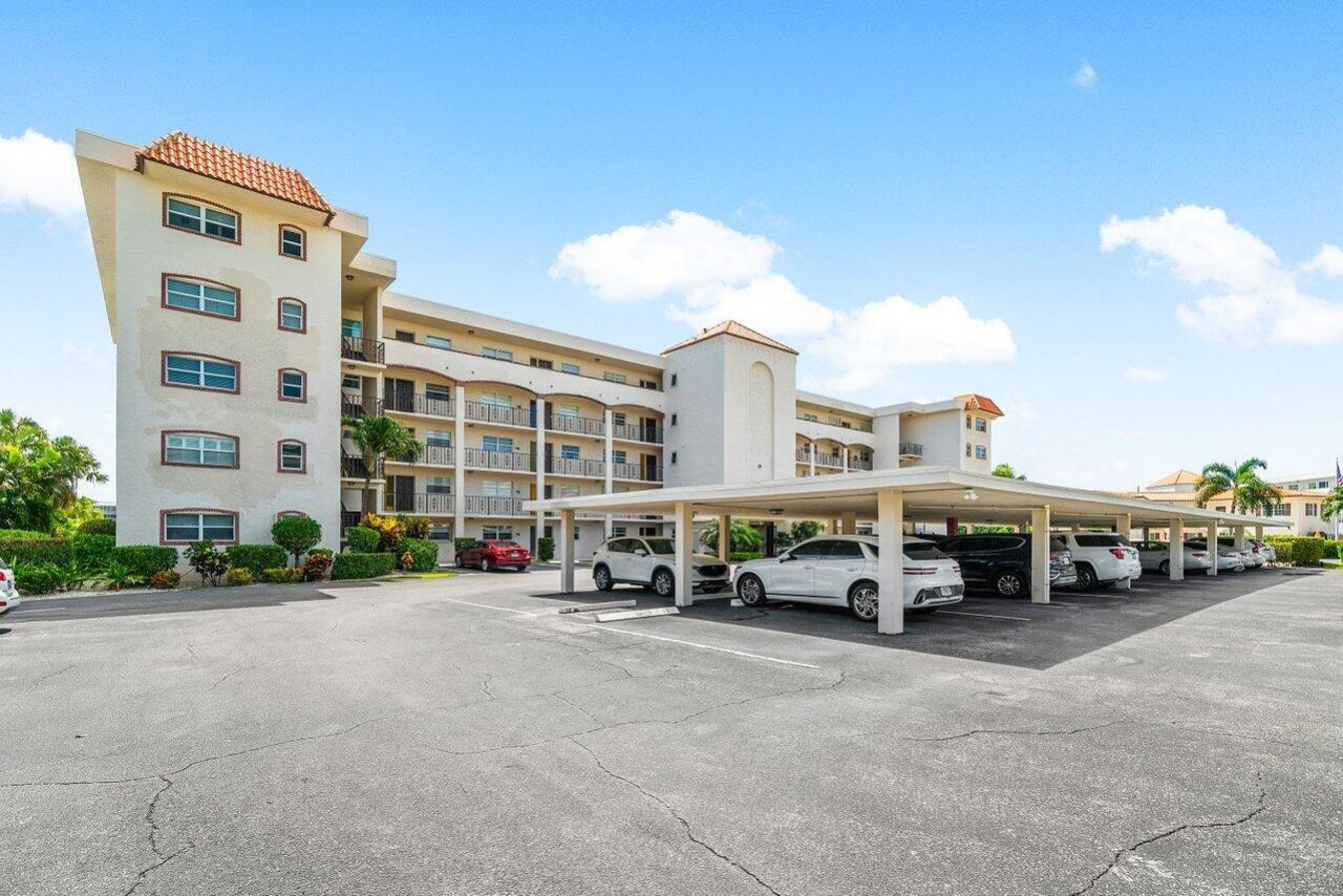 29 Yacht Club Drive, Unit 404, North Palm Beach, FL 33408 Photo