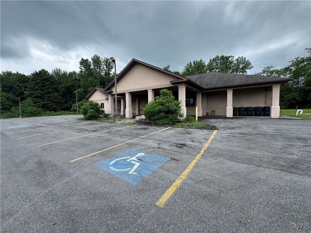 10 Carlton Drive, Parish, NY 13131 Main Photo